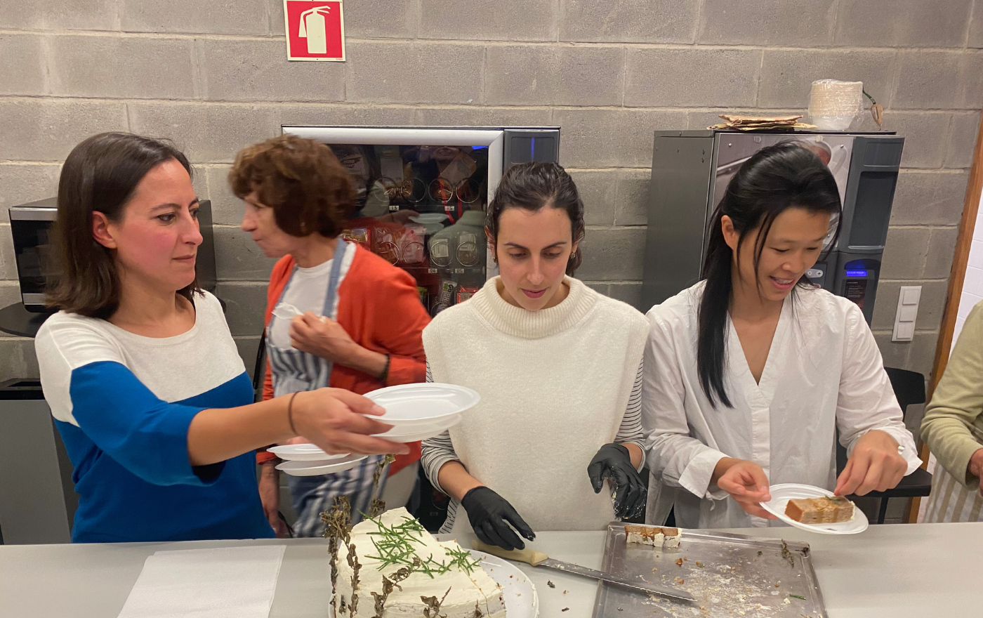 ▴ The “Lisbon Spice Rack” regenerative menu project led by Rain Wu in collaboration with Inês Neto dos Santos and Mariana Sanchez Salvador